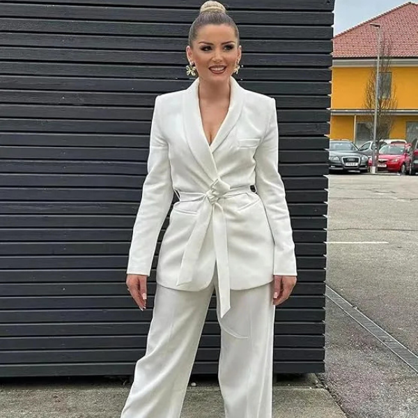 Conjunto De Dos Piezas Con Blazer Ceñido Y Pantalón De Corte Recto Para Mujer | Ideal Para Uso Profesional Y Diario
