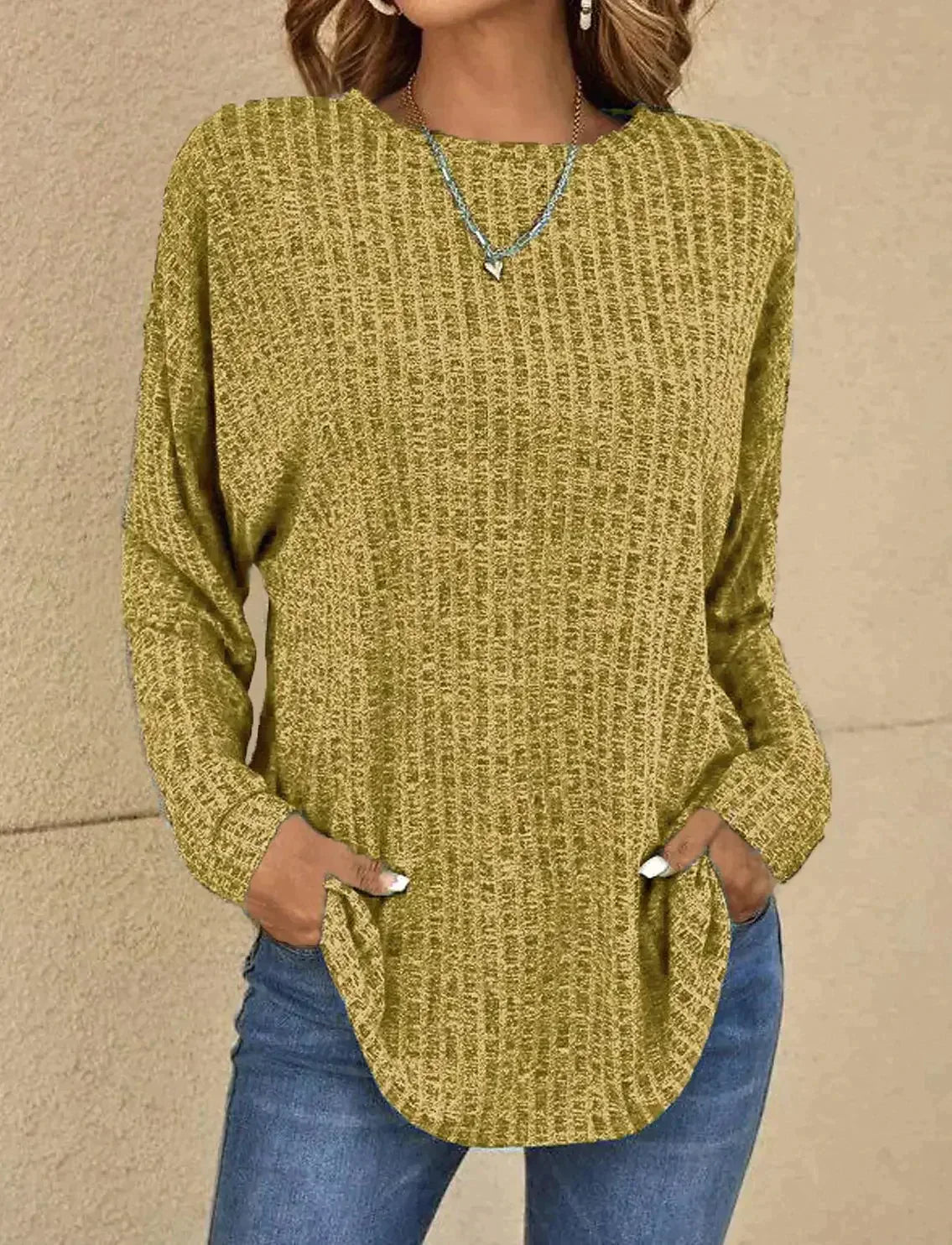 Blusa de Mangas Largas con Cuello Redondo y Corte Amplio para Mujeres | Ideal para Uso Diario