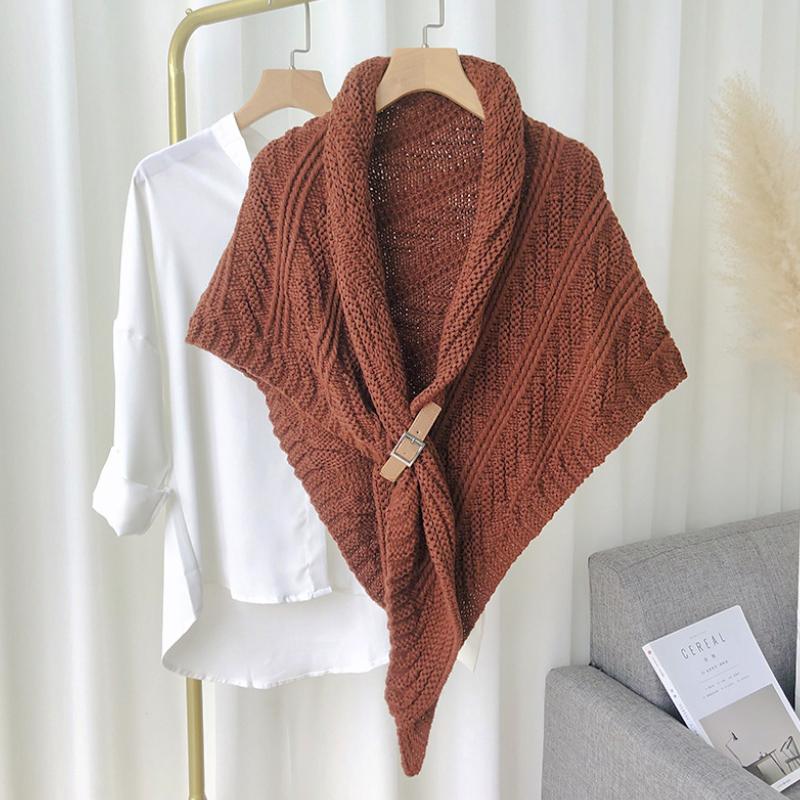 Chal Triangular con Cierre Ajustable para Mujer | Ideal para Invierno