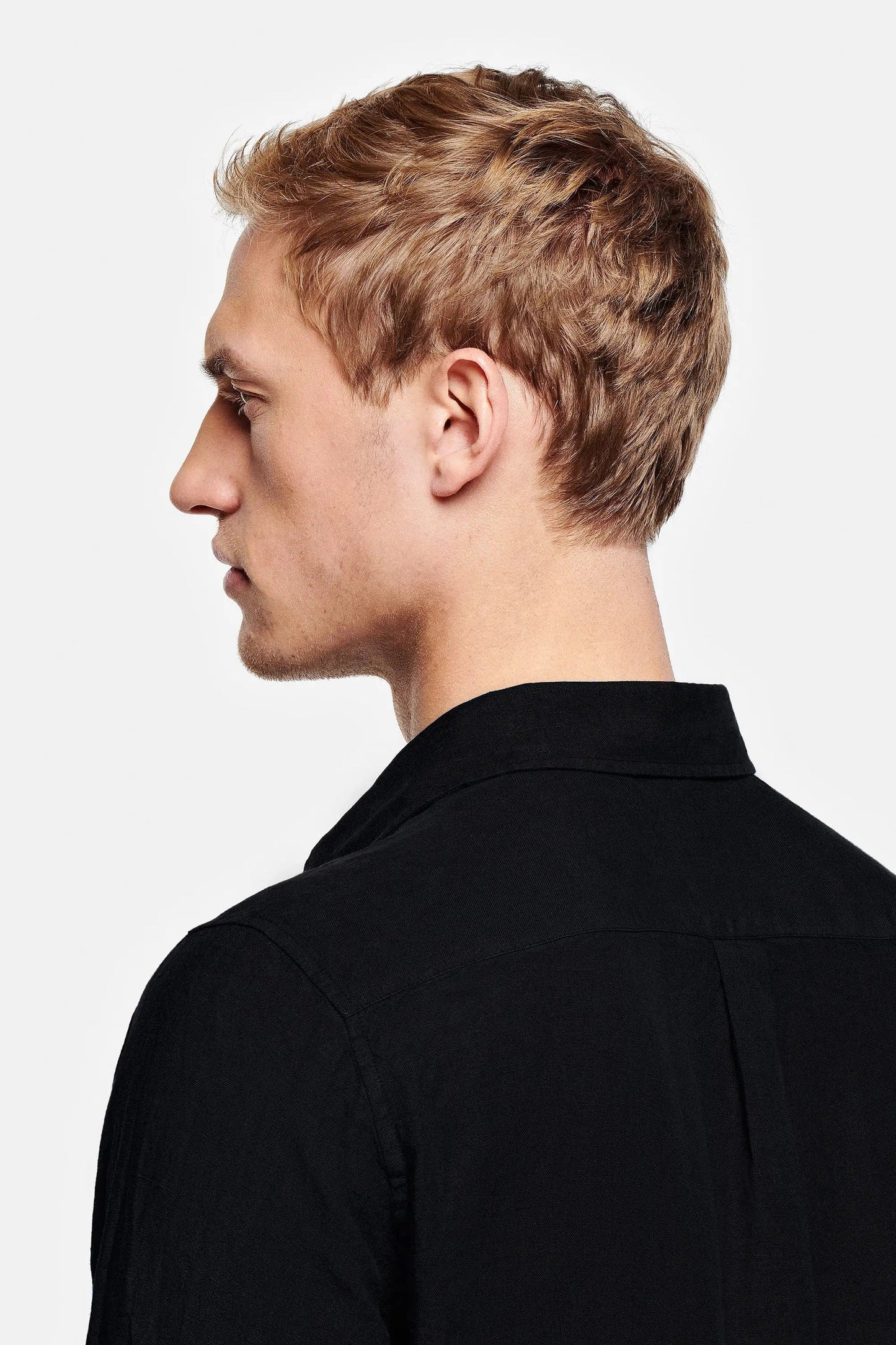 Camisa de Manga Larga con Corte Estándar para Hombre | Ideal para Uso Diario