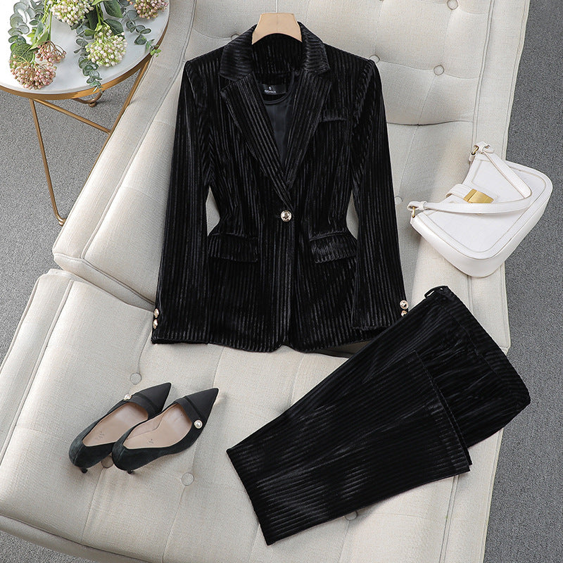 Conjunto Sastre Con Corte Ajustado Para Mujer | Ideal Para Entornos Profesionales