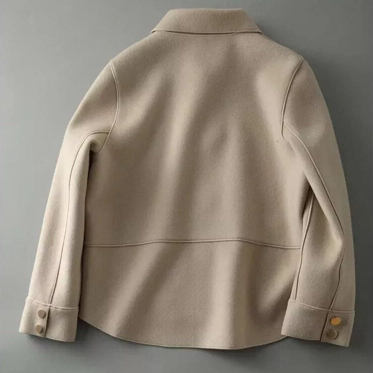 Chaqueta con Cierre de Botones y Corte Amplio para Mujer | Ideal para Periodos Frescos y Uso Diario