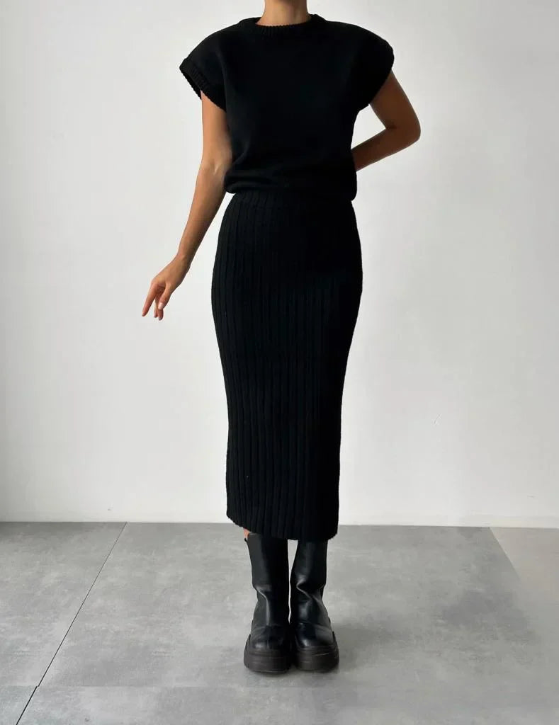 Conjunto de Dos Piezas con Chaleco sin Mangas y Falda Tejida para Mujer | Ideal para Salidas Informales o Uso Diario