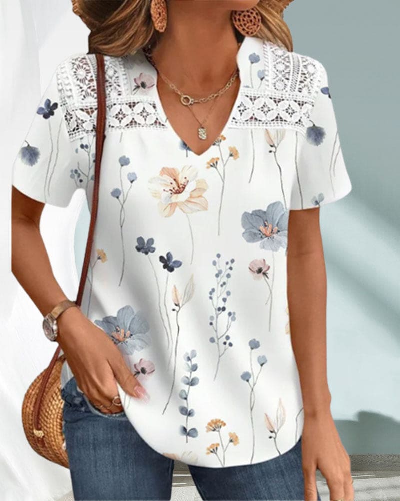 Camiseta de Manga Corta con Motivo Floral y Detalles Patchwork para Mujeres | Ideal para Uso Diario