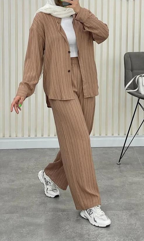 Conjunto de Camisa Amplia y Pantalón de Cintura Elástica para Mujer | Ideal para Uso Diario y Salidas Informales