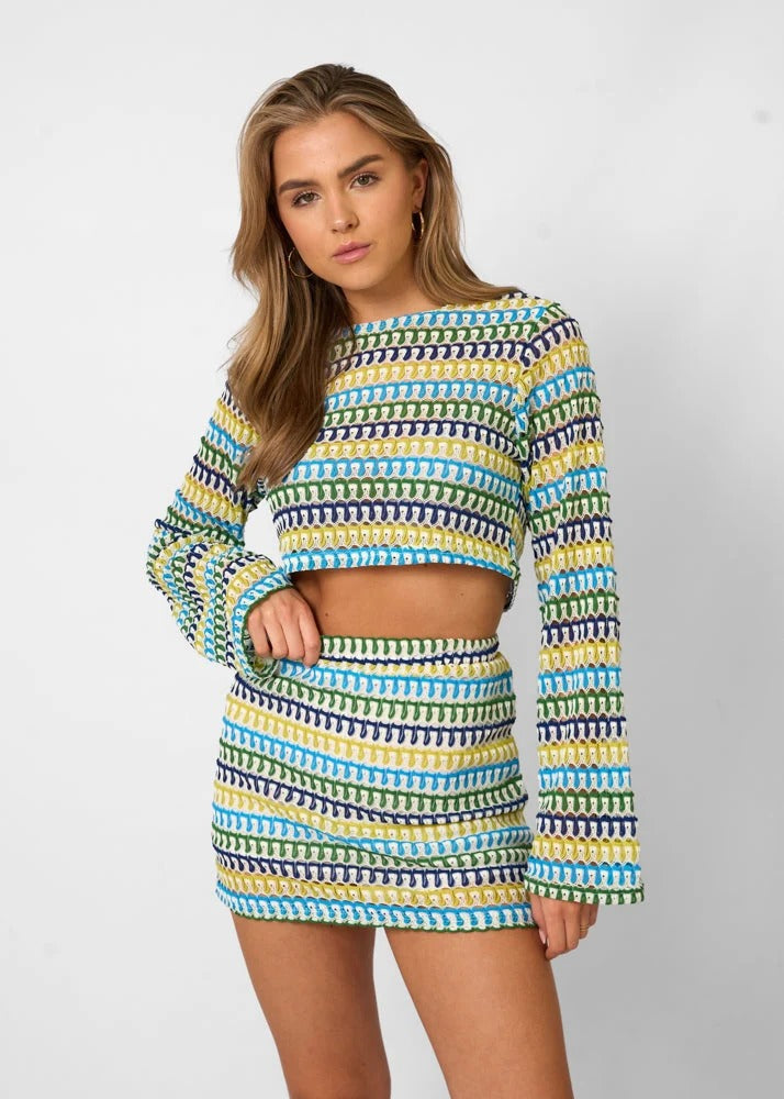 Conjunto con Top Corto De Manga Larga y Falda Mini De Talle Alto para Mujer | Ideal para Primavera/Verano