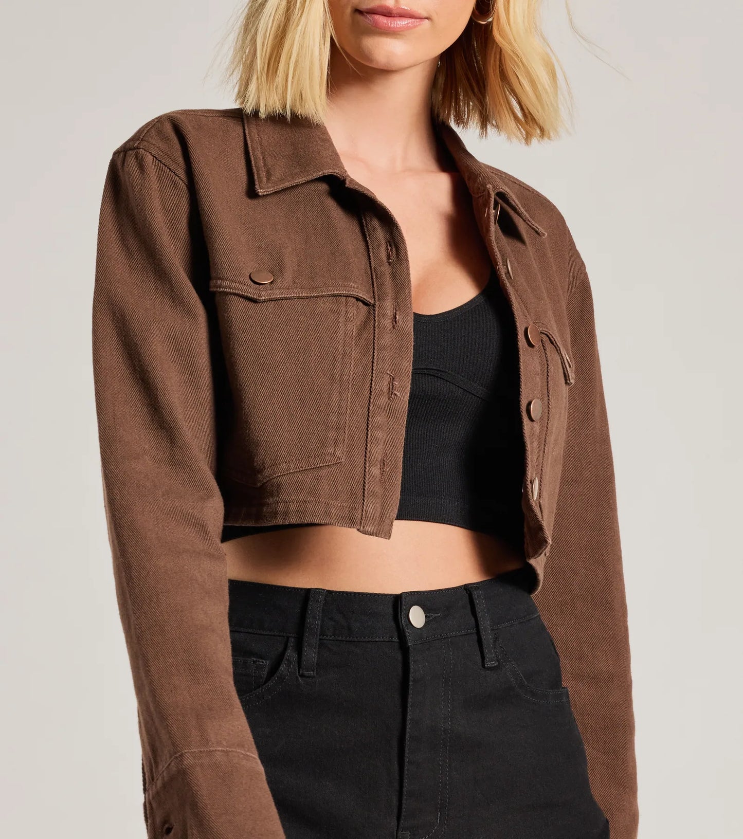 Chaqueta Corta con Botones y Bolsillos con Solapa para Mujer | Ideal para Uso Diario