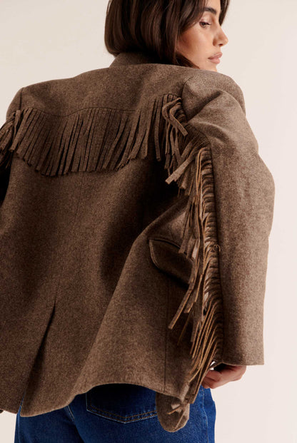 Blazer de Corte Recto con Hombros Estructurados y Flecos en Mangas para Mujer | Ideal para Uso Diario y Ocasiones Variadas