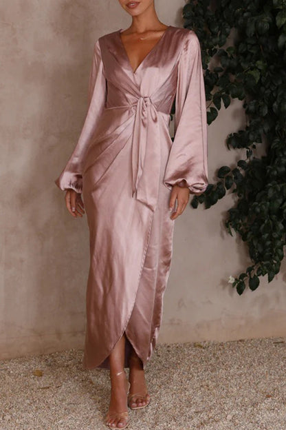 Vestido con Escote en V y Cinturón Ajustable para Mujer | Ideal para Uso Diario