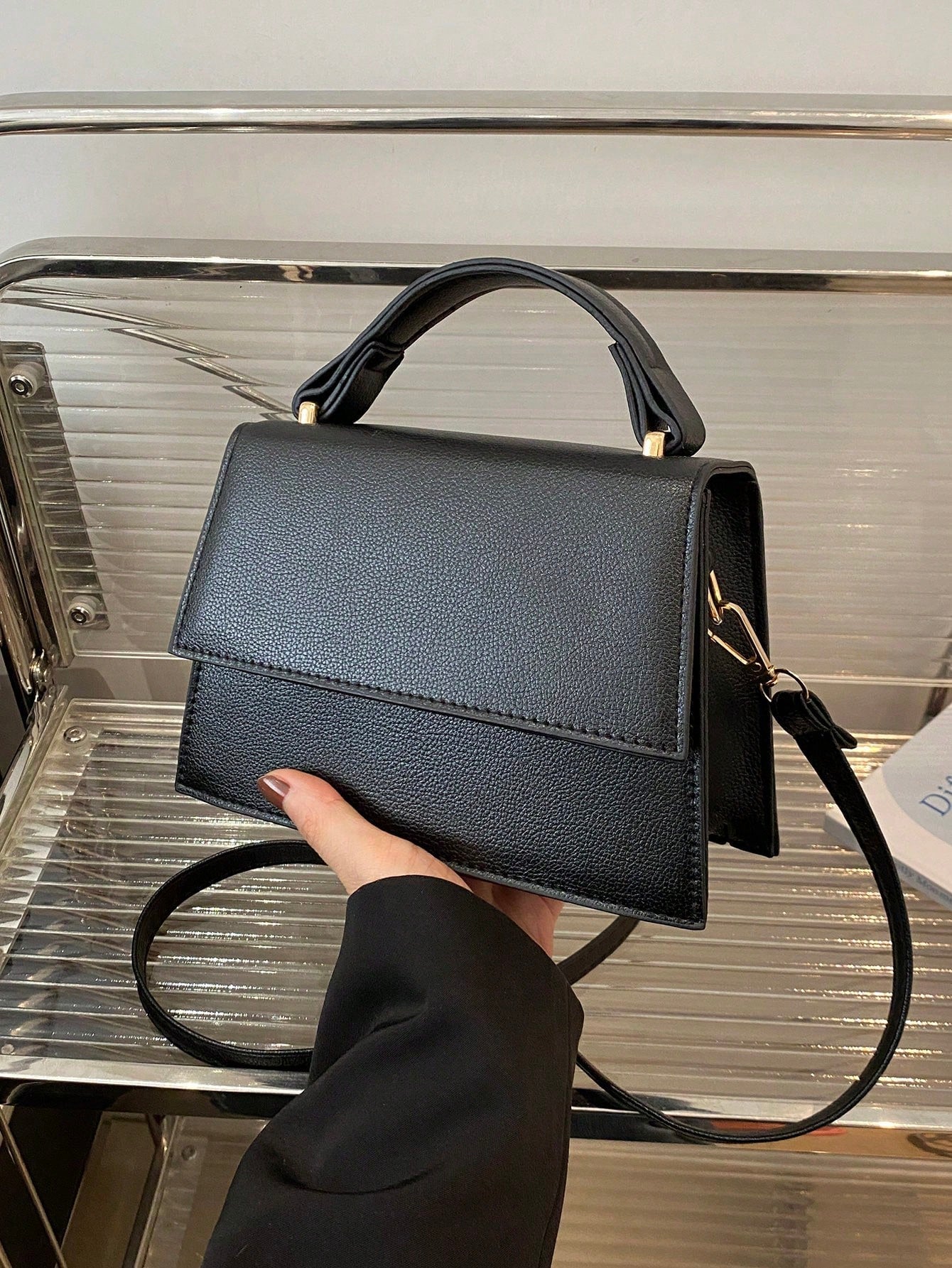 Mini Bolso Cuadrado con Bandolera Ajustable para Mujer | Ideal para Salidas y Eventos