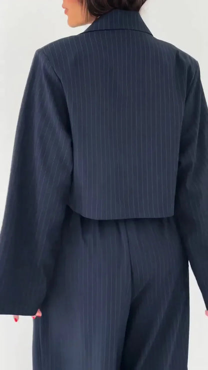 Conjunto de Dos Piezas con Blazer Corto y Pantalón de Pierna Ancha de Cintura Alta para Mujer | Ideal para Oficina o Uso Diario