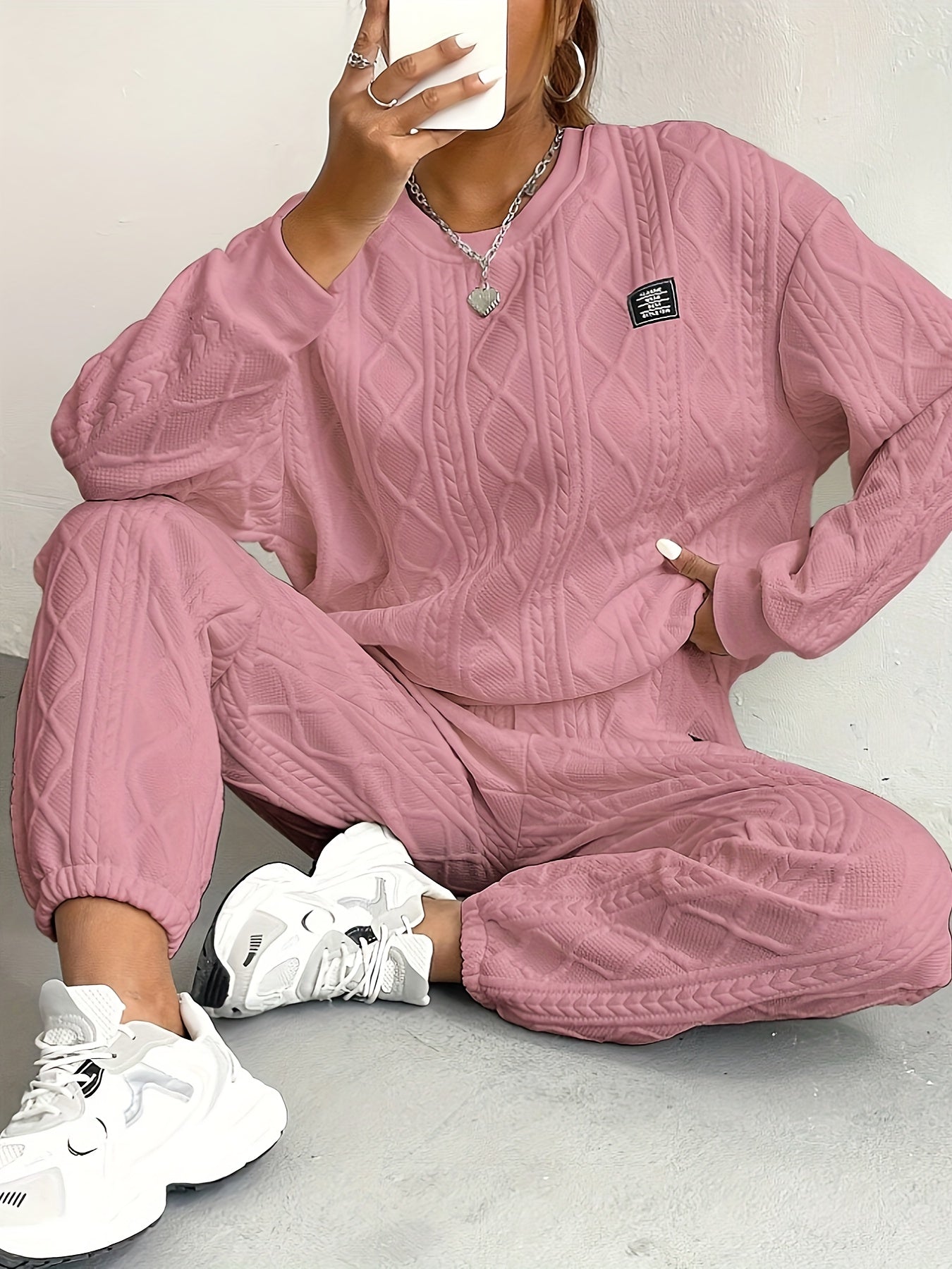 Conjunto de Top de Corte Amplio y Pantalón con Cintura y Tobillos Elásticos para Mujer | Ideal para Uso Diario y Momentos de Descanso