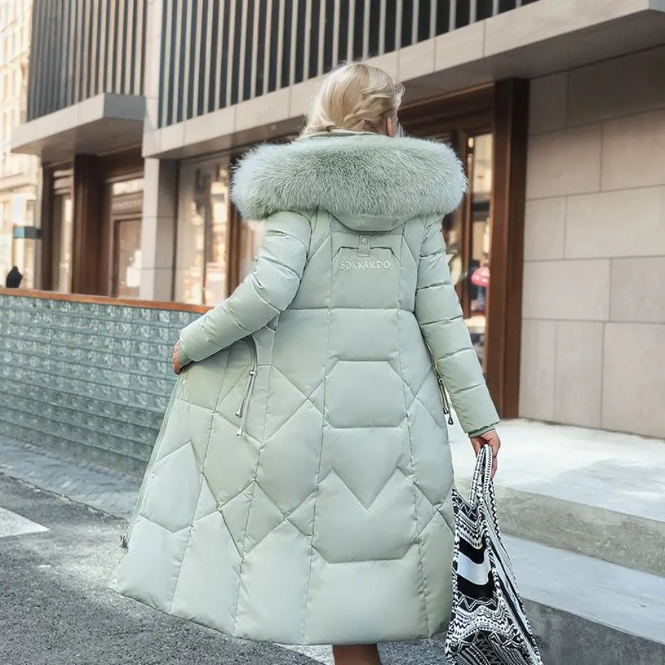 Abrigo Largo con Corte Ajustado para Mujer | Ideal para Temporada de Invierno