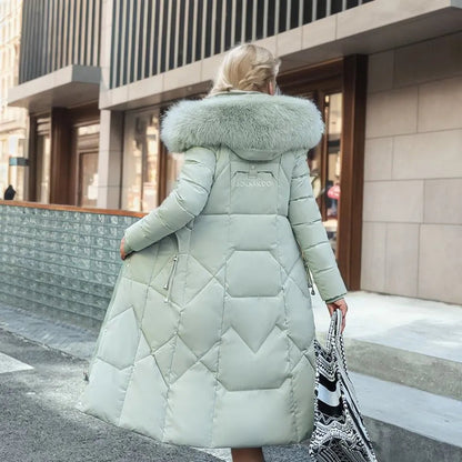 Abrigo Largo con Corte Ajustado para Mujer | Ideal para Temporada de Invierno