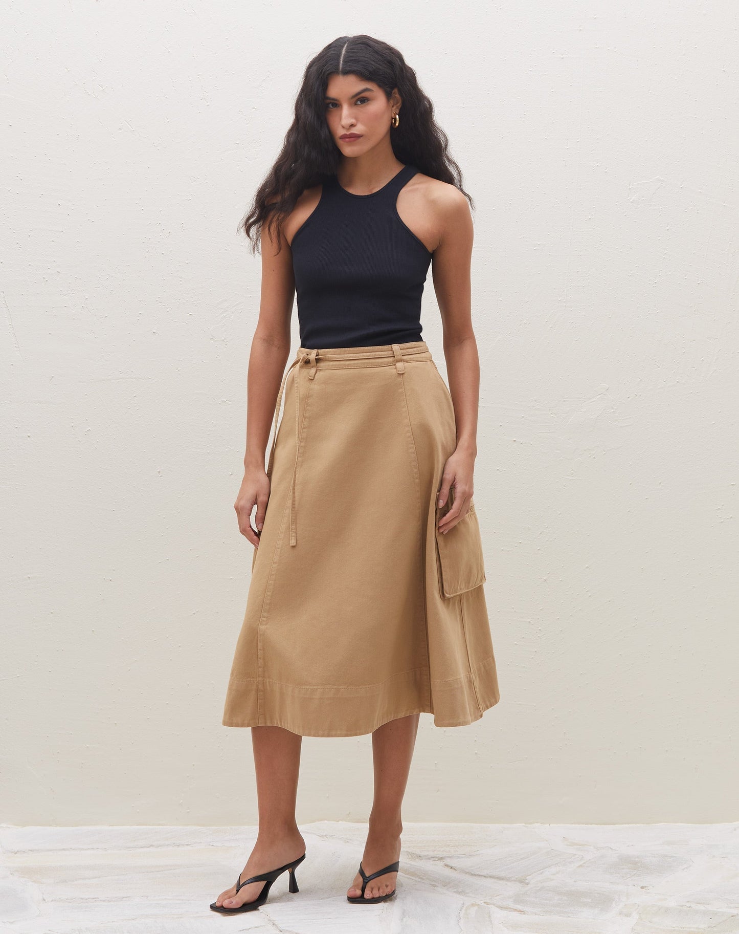 Falda Midi Estructurada de Talle Alto con Cierre de Lazo para Mujer | Ideal para Noche y Eventos Formales