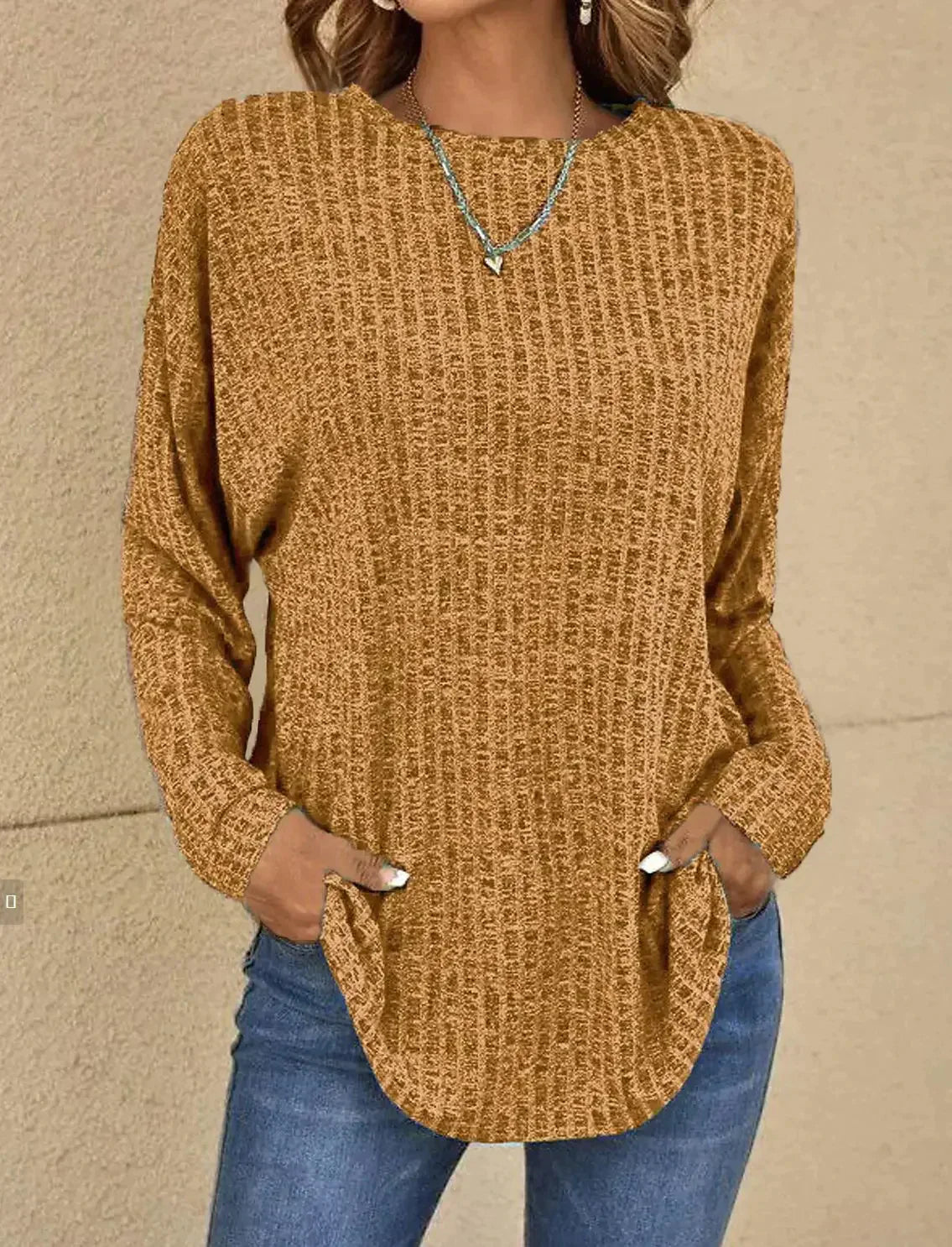 Blusa de Mangas Largas con Cuello Redondo y Corte Amplio para Mujeres | Ideal para Uso Diario