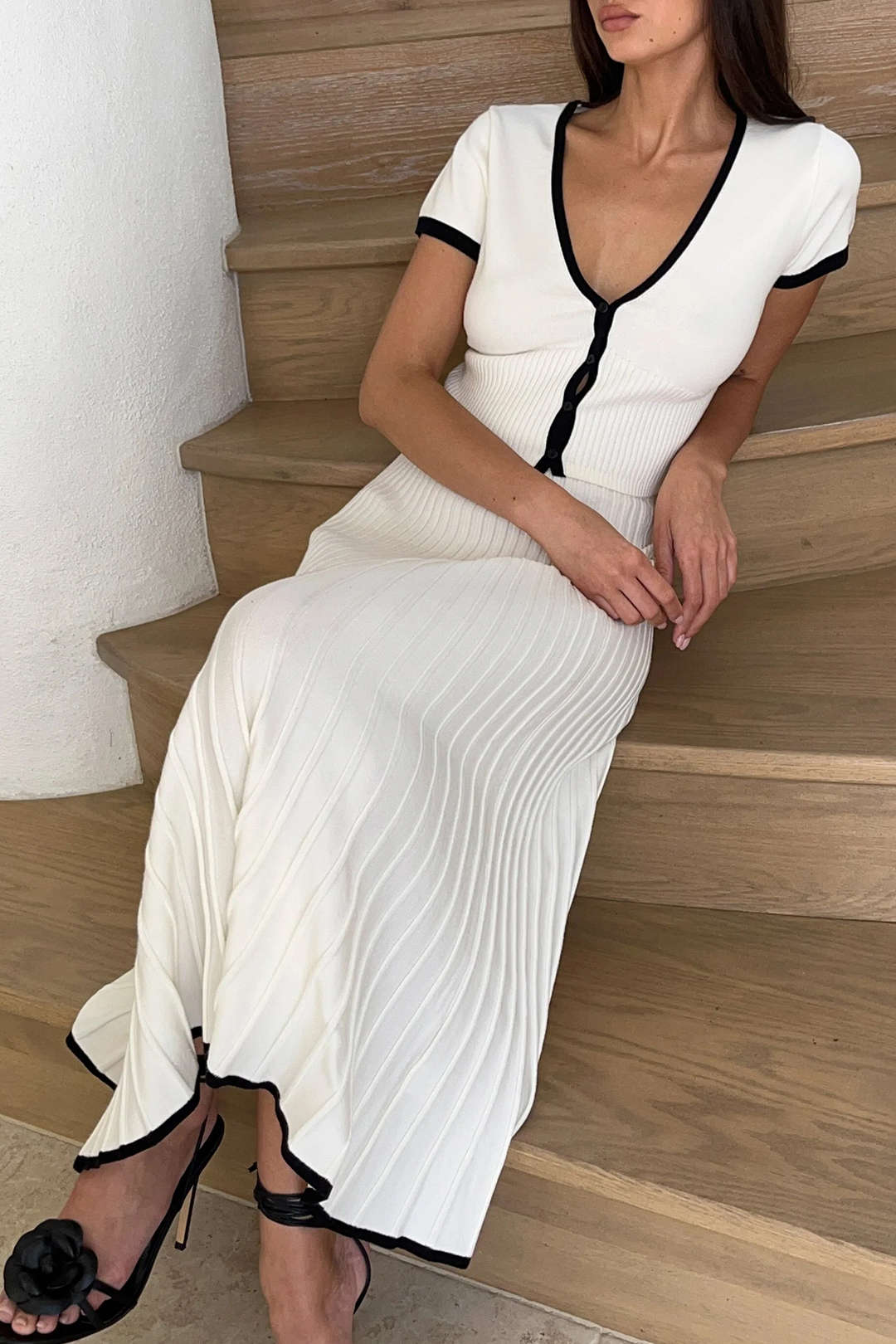 Conjunto De Dos Piezas Para Mujer Con Top Abotonado Y Falda Plisada | Ideal Para Uso Diario Y Salidas Informales