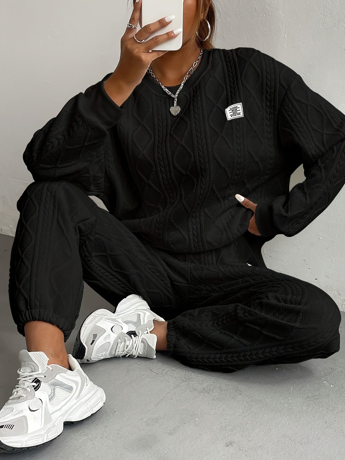 Conjunto de Top de Corte Amplio y Pantalón con Cintura y Tobillos Elásticos para Mujer | Ideal para Uso Diario y Momentos de Descanso