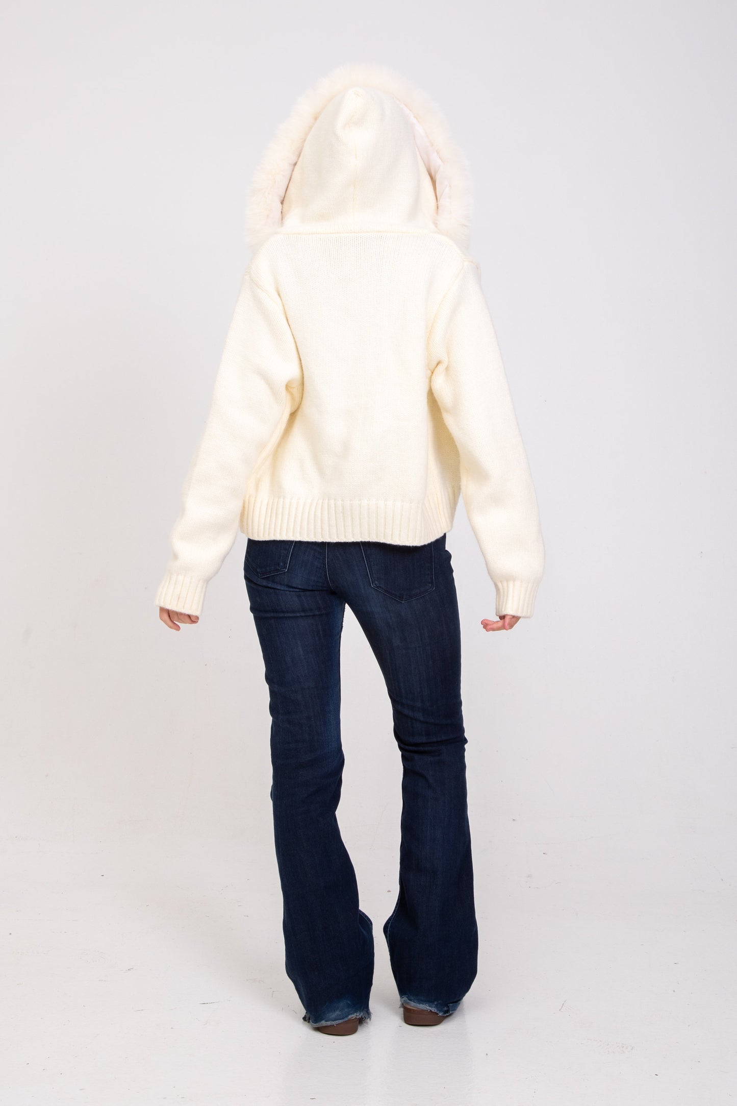 Chaqueta Ajustada con Capucha para Mujer | Ideal para Uso Diario