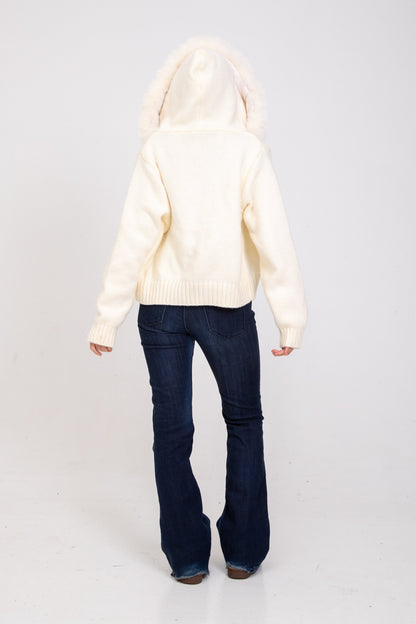 Chaqueta Ajustada con Capucha para Mujer | Ideal para Uso Diario