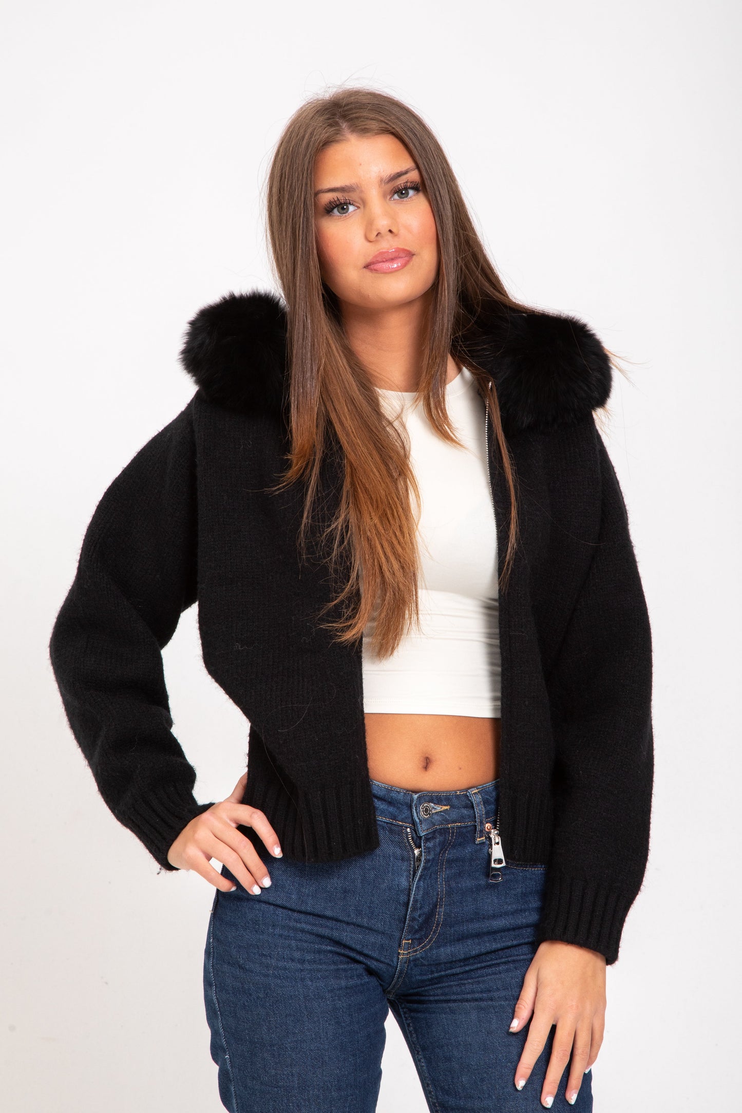Chaqueta Ajustada con Capucha para Mujer | Ideal para Uso Diario