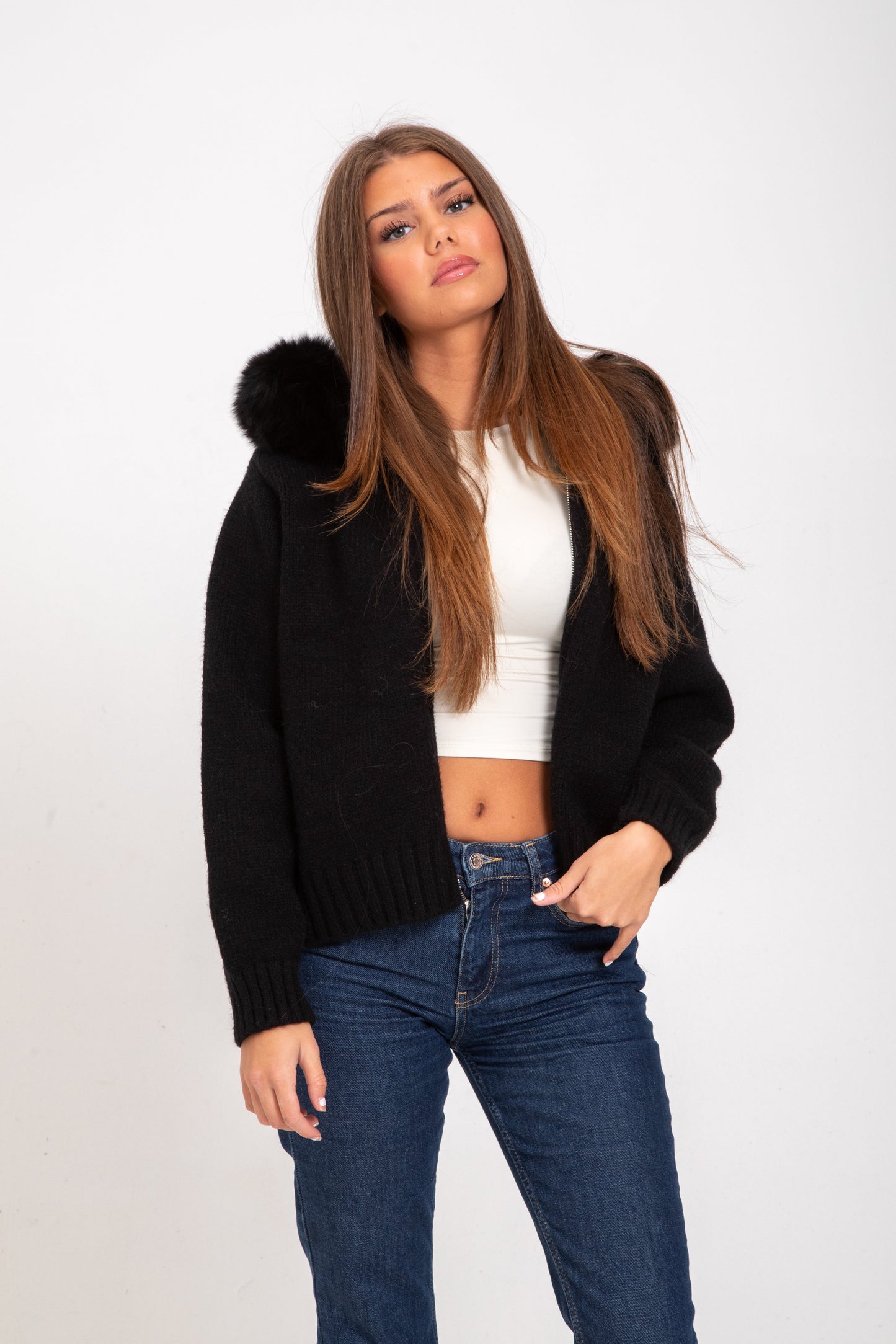 Chaqueta Ajustada con Capucha para Mujer | Ideal para Uso Diario