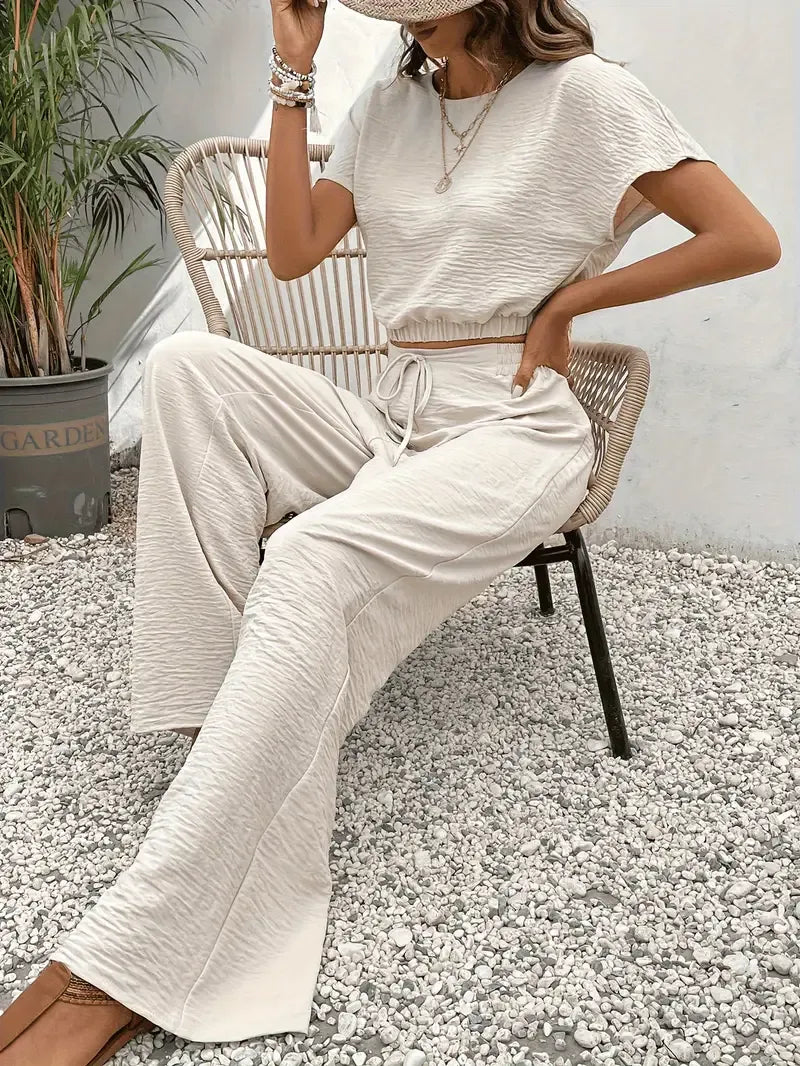 Conjunto Dos Piezas con Top de Manga Corta y Pantalón de Cintura Ajustable para Mujer | Ideal para Días de Verano