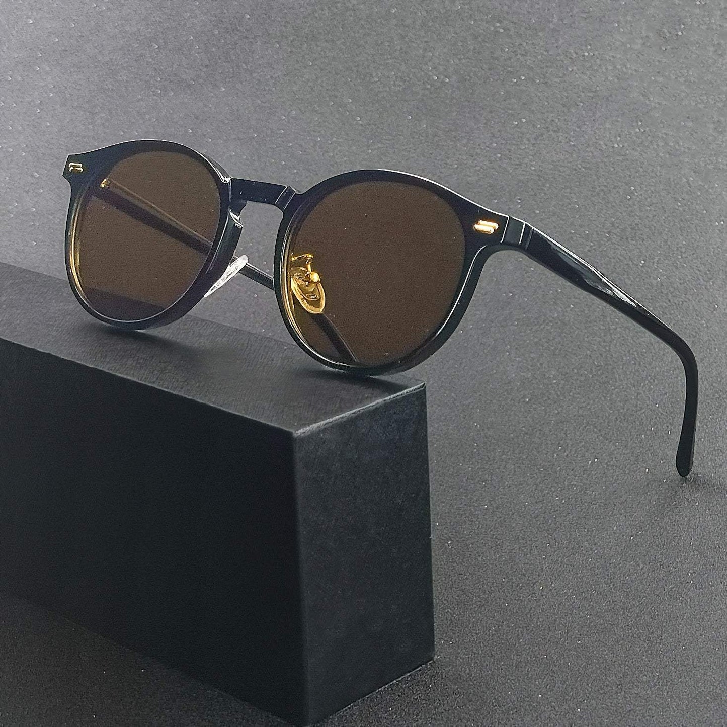 Gafas de Sol para Adultos | Ideal para Actividades al Aire Libre en Días Soleados