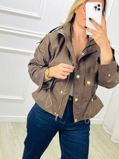 Gabardina Larga con Cinturón Ajustable para Mujer | Ideal para la Media Estación