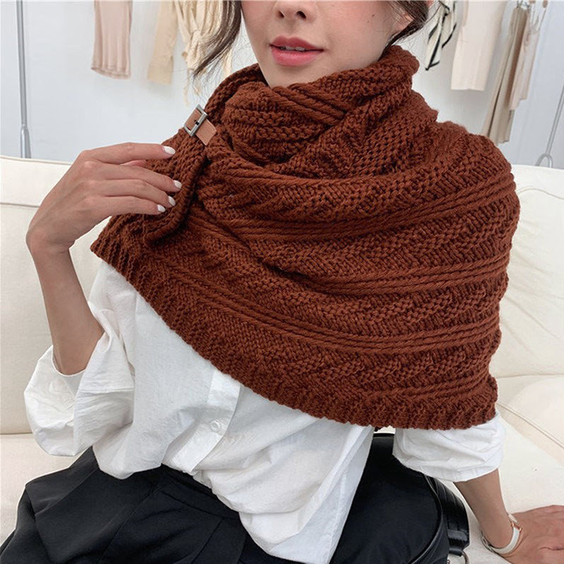 Chal Triangular con Cierre Ajustable para Mujer | Ideal para Invierno
