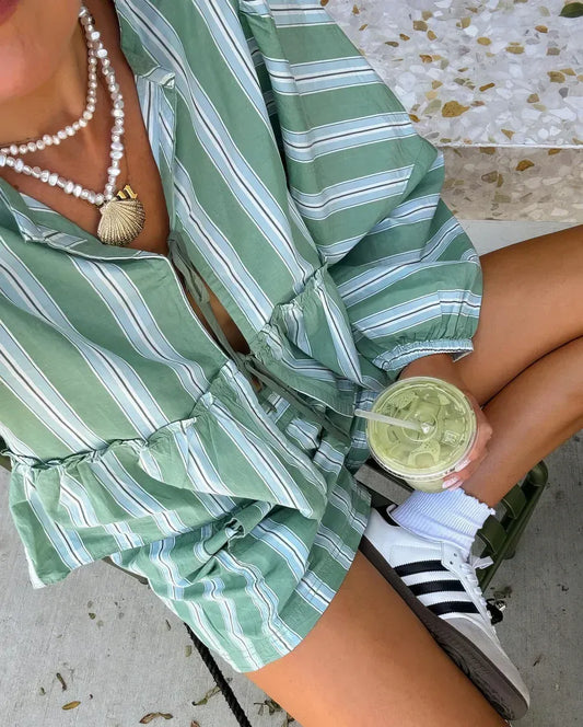 Conjunto con Blusa de Rayas y Short para Mujer | Ideal para Verano
