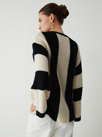 Jersey Con Rayas Verticales Bicolores Y Manga Larga Acampanada Para Adultos | Ideal Para Uso Diario E Informal