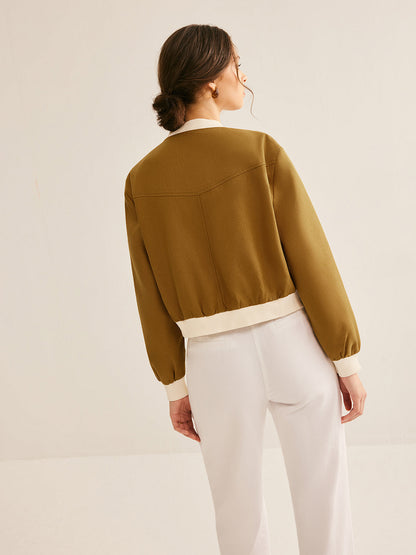 Chaqueta Corta Ligeramente Amplia Con Finitions Contrastantes Para Mujer | Ideal Para Entretiempo Y Uso Diario
