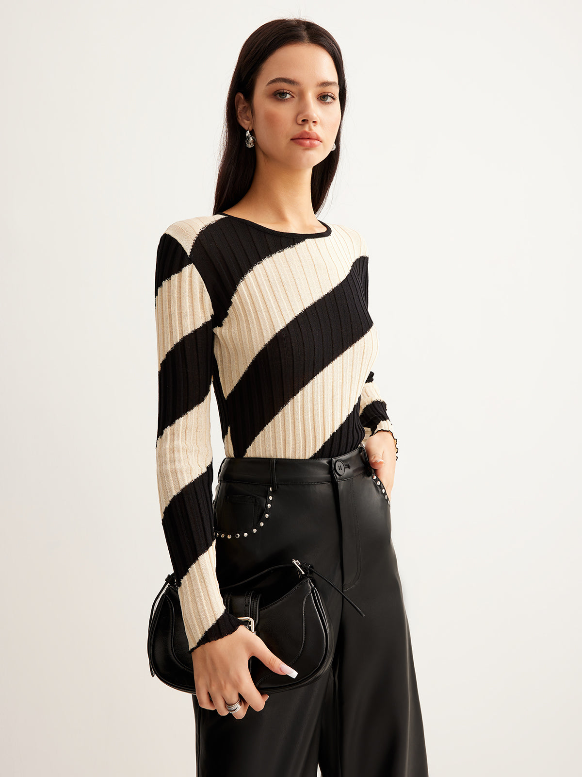 Top Con Corte Ajustado Y Patrón Rayado Diagonal Para Mujer | Ideal Para Uso Diario Y Profesional