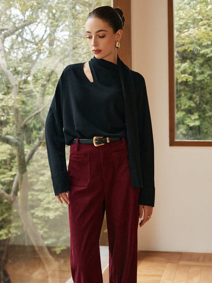Jersey Negro con Cuello Asimétrico y Bufanda Integrada para Mujer | Ideal para Uso Diario