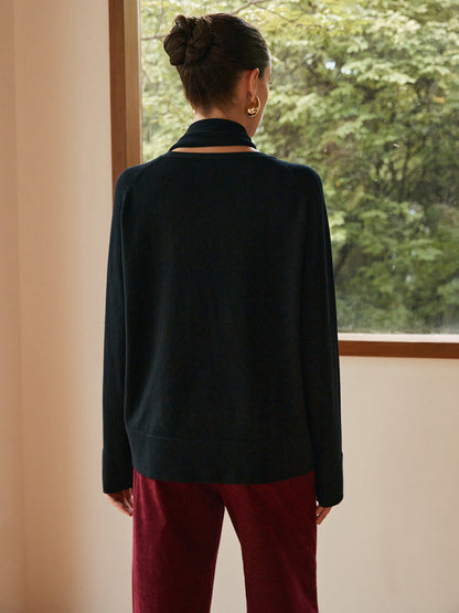 Jersey Negro con Cuello Asimétrico y Bufanda Integrada para Mujer | Ideal para Uso Diario