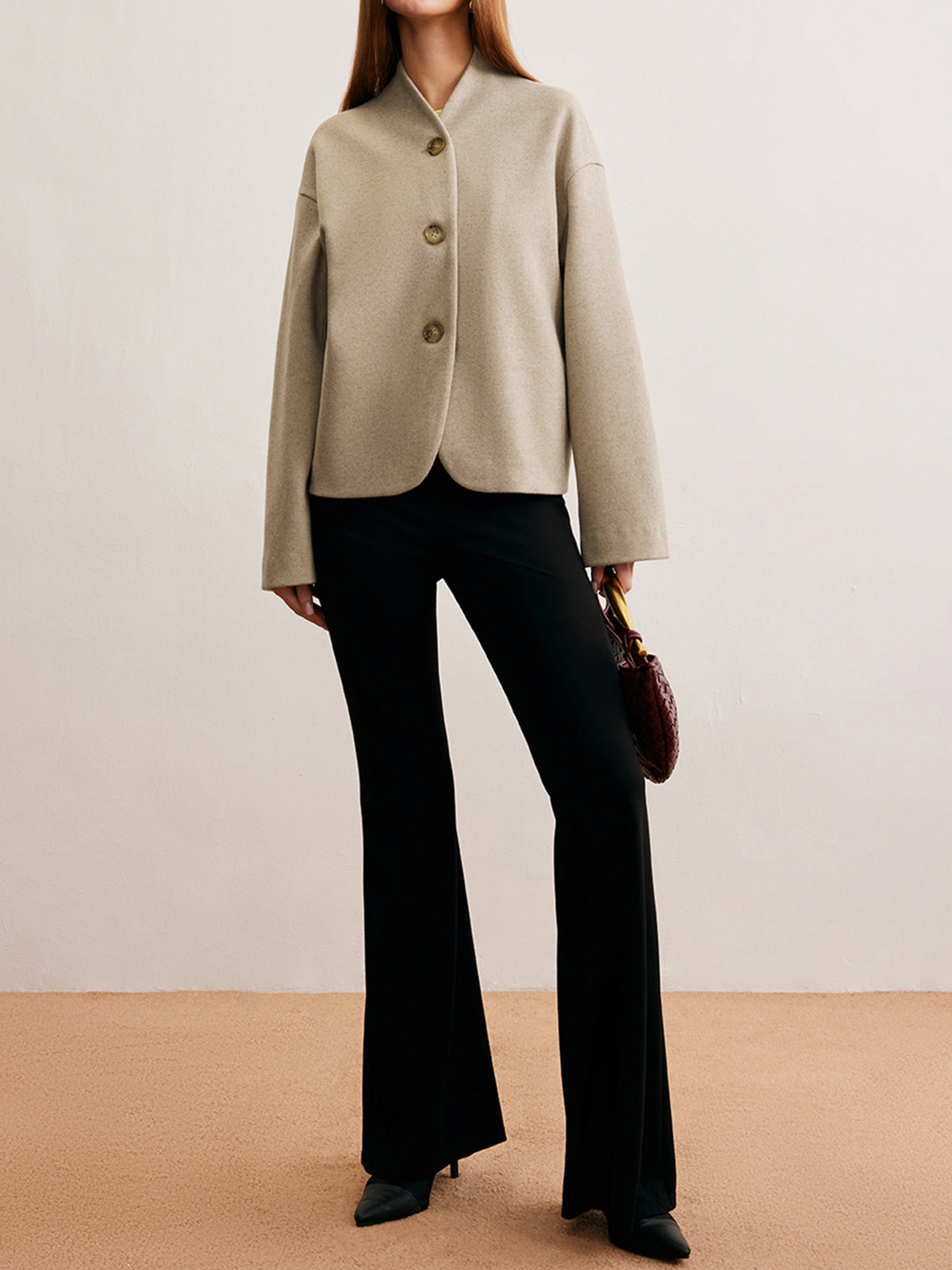 Chaqueta Corta Con Cierre De Tres Botones Y Cuello Estilo Oficial Para Mujer | Ideal Para Entretiempo Y Uso Diario