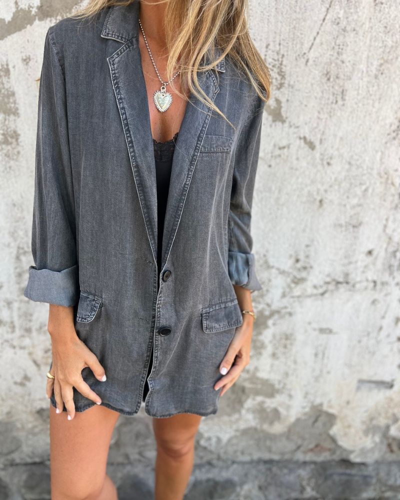 Blazer con Corte Relajado para Mujer | Ideal para Entretiempo y Uso Diario