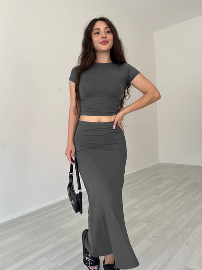 Conjunto De Dos Piezas Con Top Corto De Cuello Redondo Y Falda Para Mujer | Ideal Para Uso Casual
