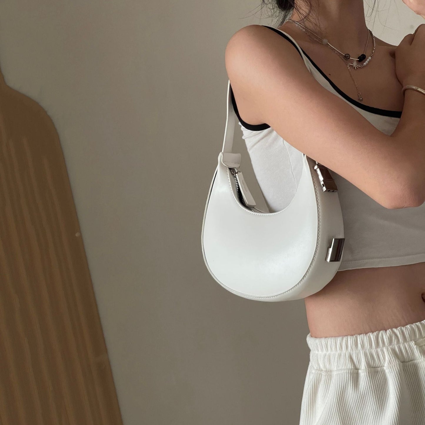 Bolso De Hombro Con Cierre Metálico Para Mujer | Ideal Para Uso Diario Y Salidas En Ciudad