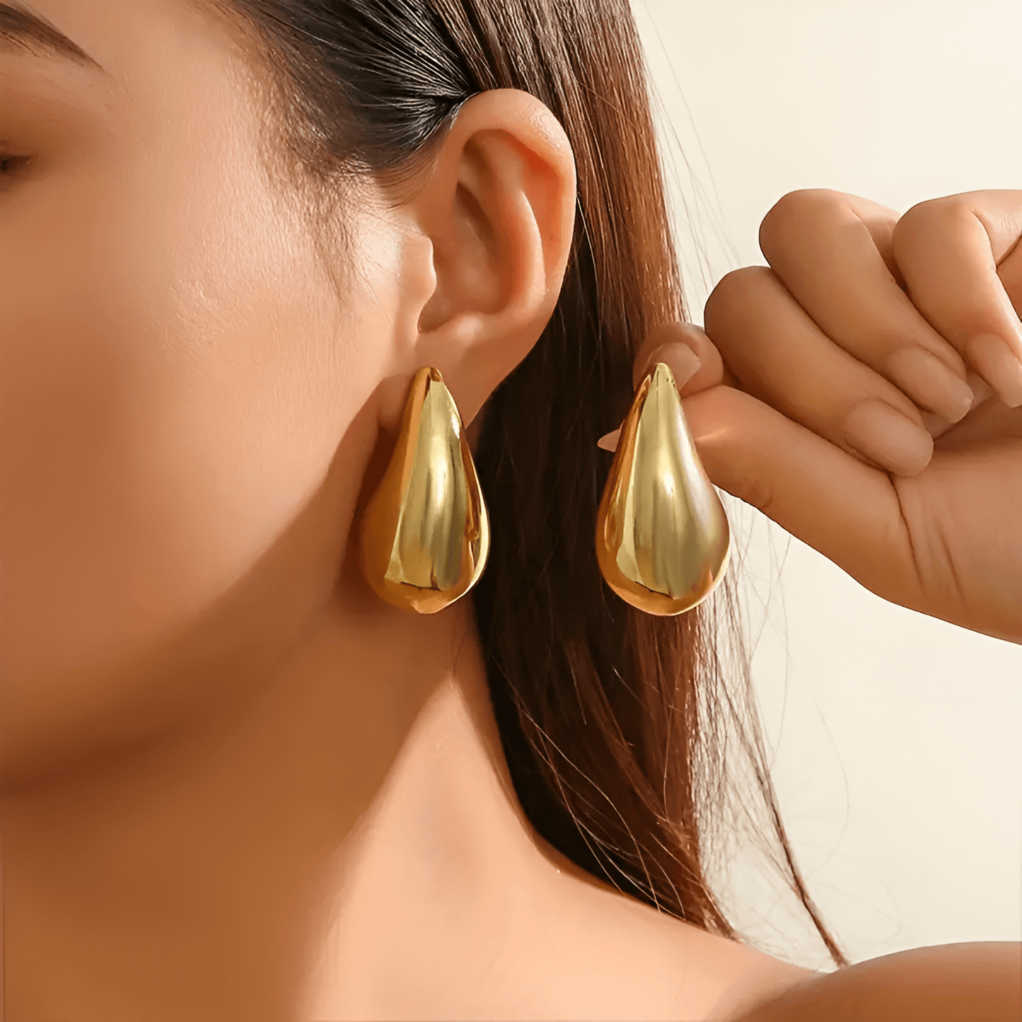 Pendientes Chapados en 14K con Motivo Mosaico para Mujer | Ideal para Uso Diario o Diferentes Ocasiones