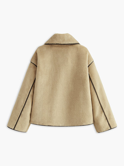 Abrigo con Corte Recto y Detalles de Pespunte para Mujer | Ideal para Entretiempo y Clima Fresco