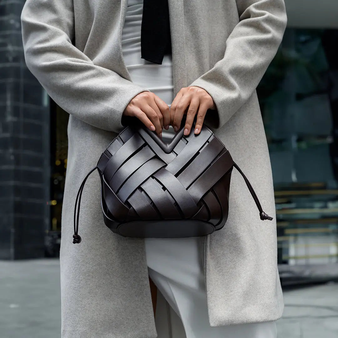 Bolso De Mano Con Estructura Tressada Y Asa Rígida Para Uso Diario | Ideal Para Salidas