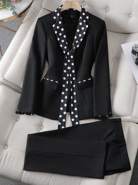 Conjunto de Dos Piezas con Blazer de Cuello con Motivo y Pantalón a Juego para Mujer | Ideal para Uso Diario