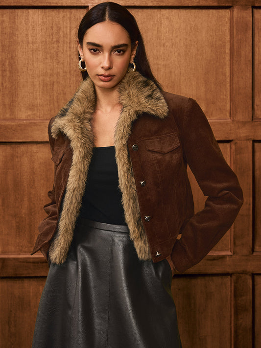 Chaqueta Corta con Cuello de Textura Suave para Mujer | Ideal para Entretiempo y Uso Diario