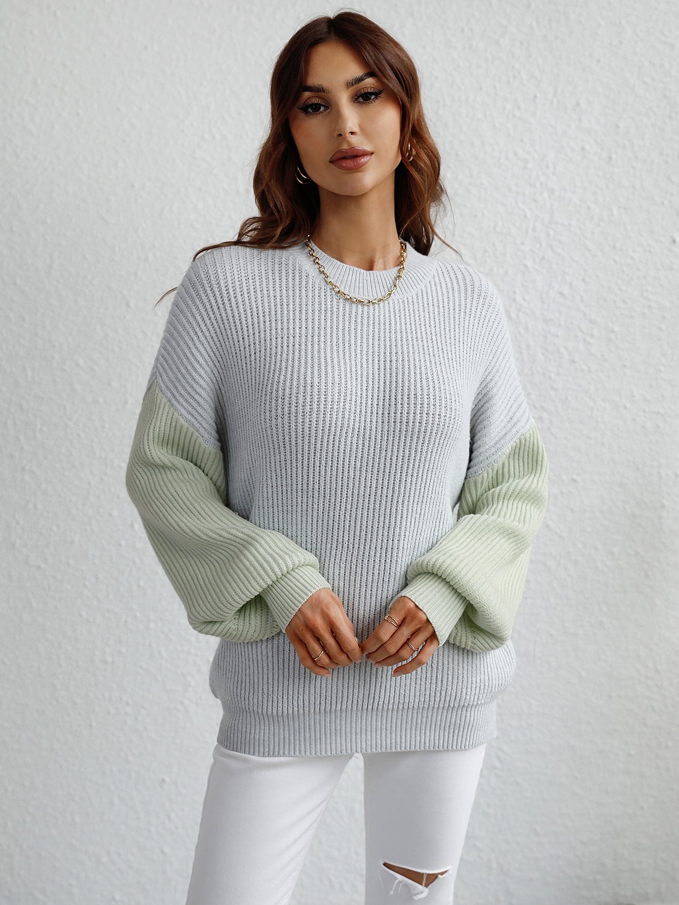 Jersey de Punto con Mangas en Contraste y Corte Holgado para Mujer | Ideal para Uso Diario
