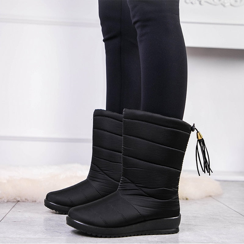 Botas Altas con Forro Interior y Suela Perfilada para Mujer | Ideal para Temporada de Invierno
