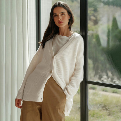 Cárdigan Oversize con Abertura Frontal para Mujer | Ideal para Días Frescos o Uso en Casa