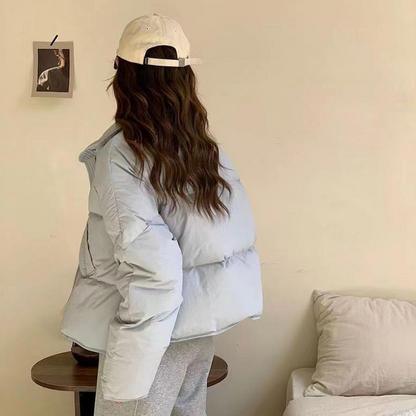 Chaqueta Corta con Cierre de Cremallera y Cuello Alto para Mujer | Ideal para Otoño e Invierno