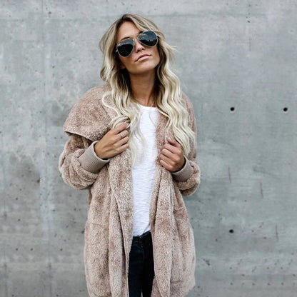 Chaqueta con Capucha y Forro Interior para Mujer | Ideal para Otoño e Invierno